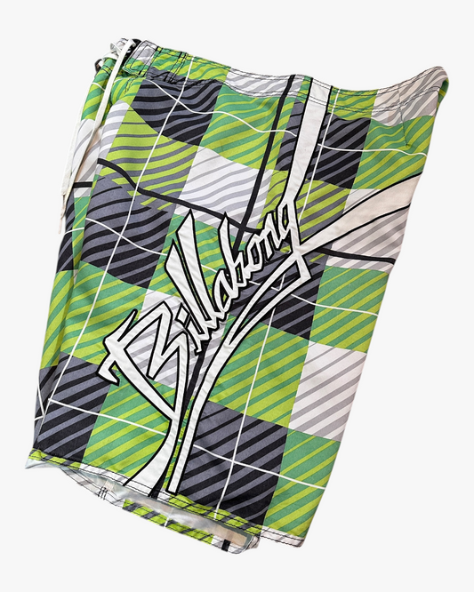 2000s BILLABONG BOARDIES - 38”