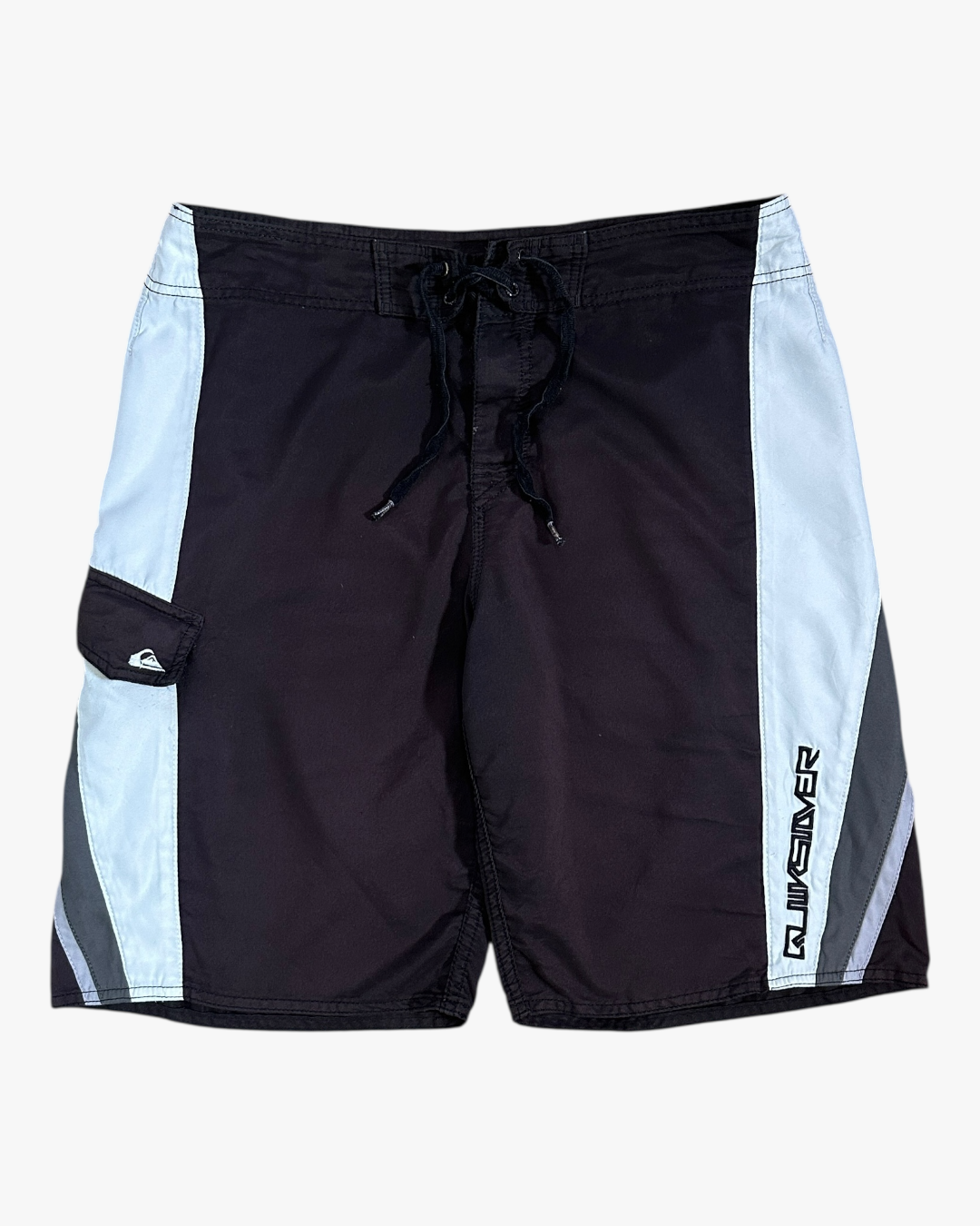 2000s QUIKSILVER BOARDIES - 32”