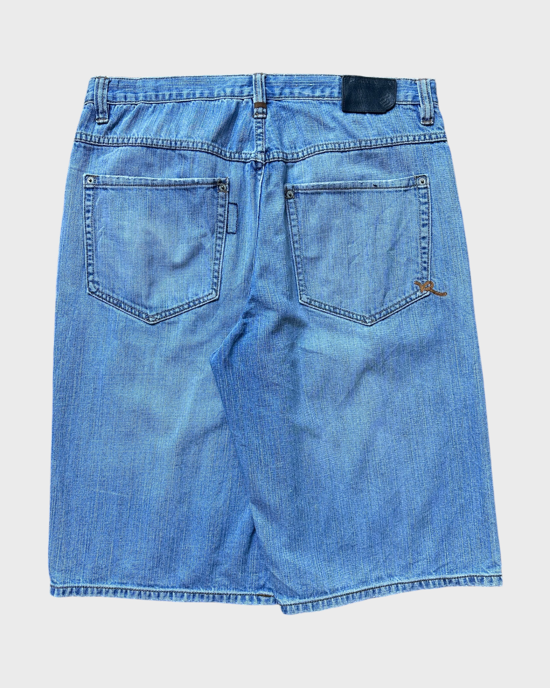 00s rocawear denim jorts - 36”