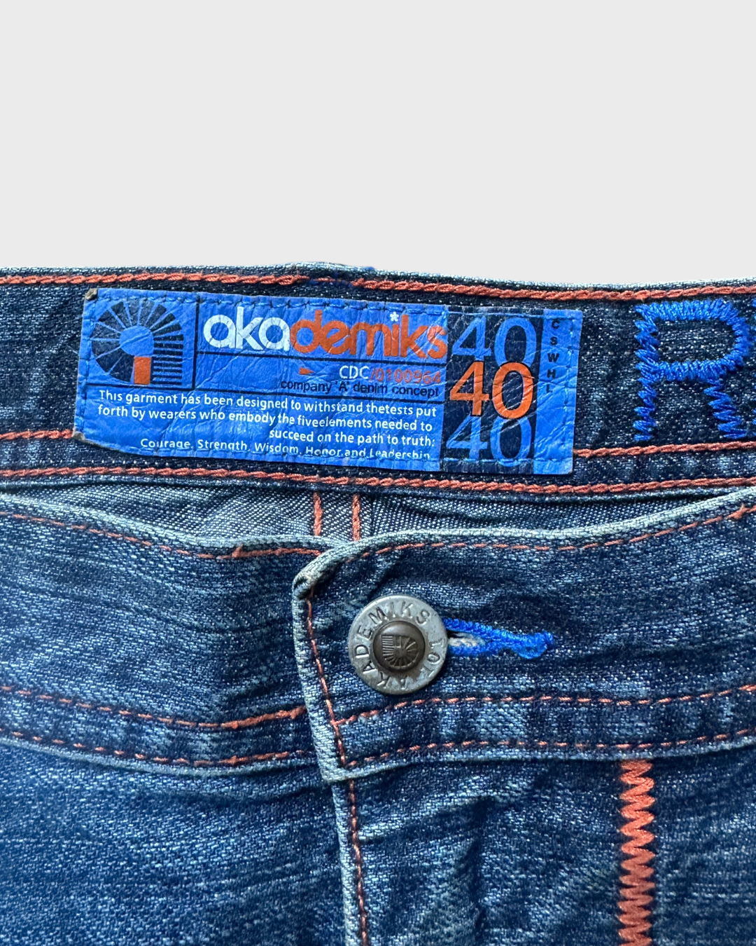 00s akademiks denim jorts - 40”