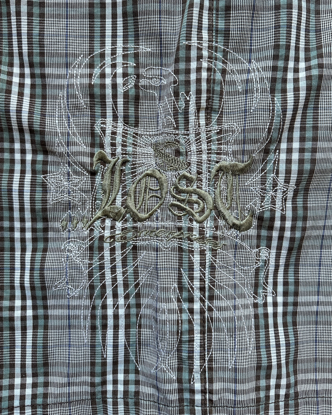 00s lost plaid shorts - 34”