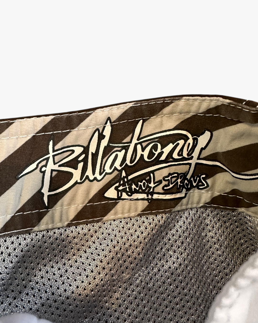 2000s rare ANDY IRONS BILLABONG BOARDIES - 36”