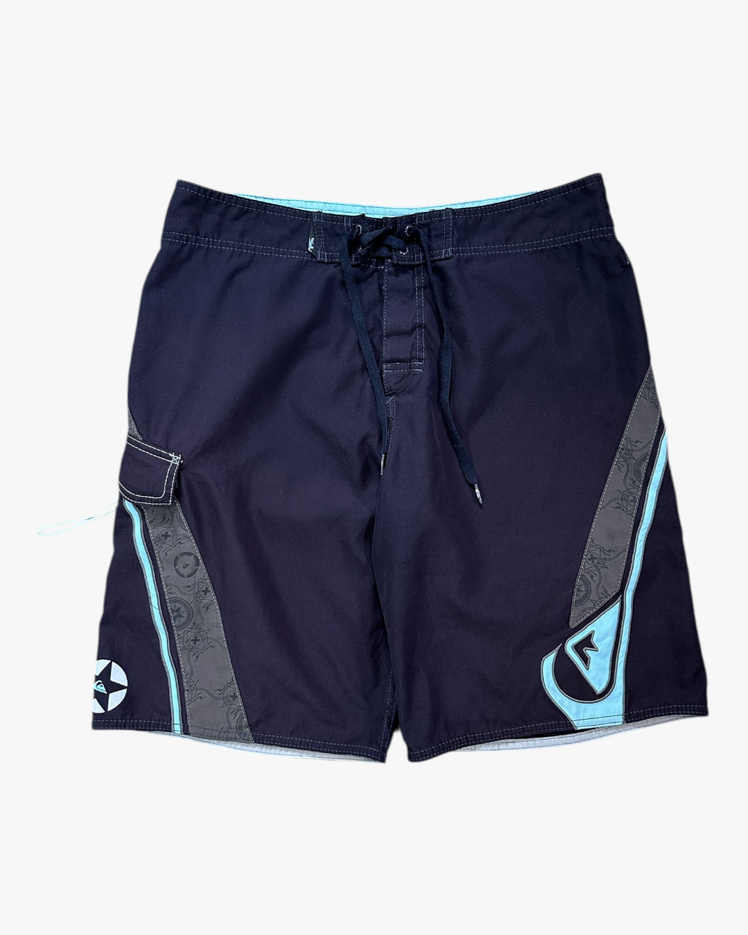 2000s QUIKSILVER BOARDIES - 33”