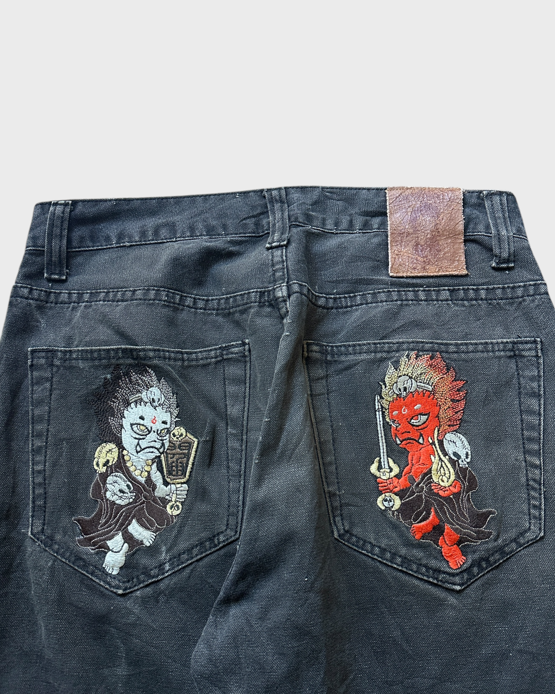 00s nippon blue embroidered denim jorts - 32”