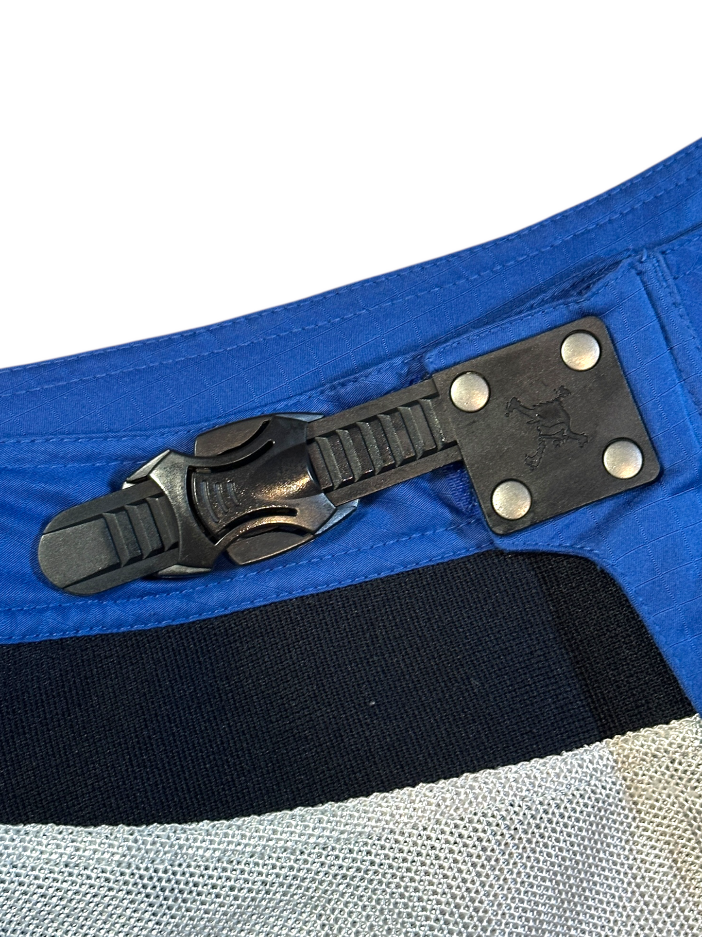 2000’s OAKLEY FACTORY PILOT TECHNICAL SHORTS - M
