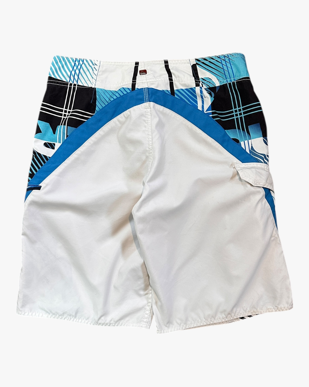 2000s QUIKSILVER BOARDIES - 32”
