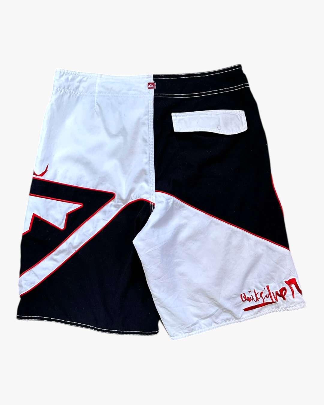 2000s QUIKSILVER BOARDIES - 32”